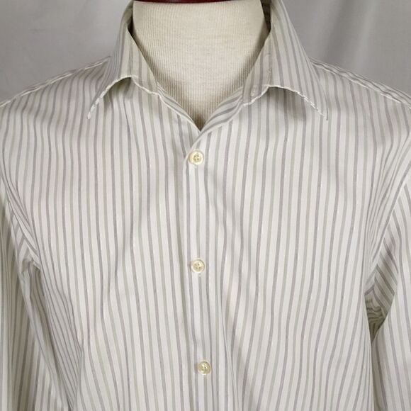 Perry Ellis City Fit Dress Shirt - Picture 2 of 8